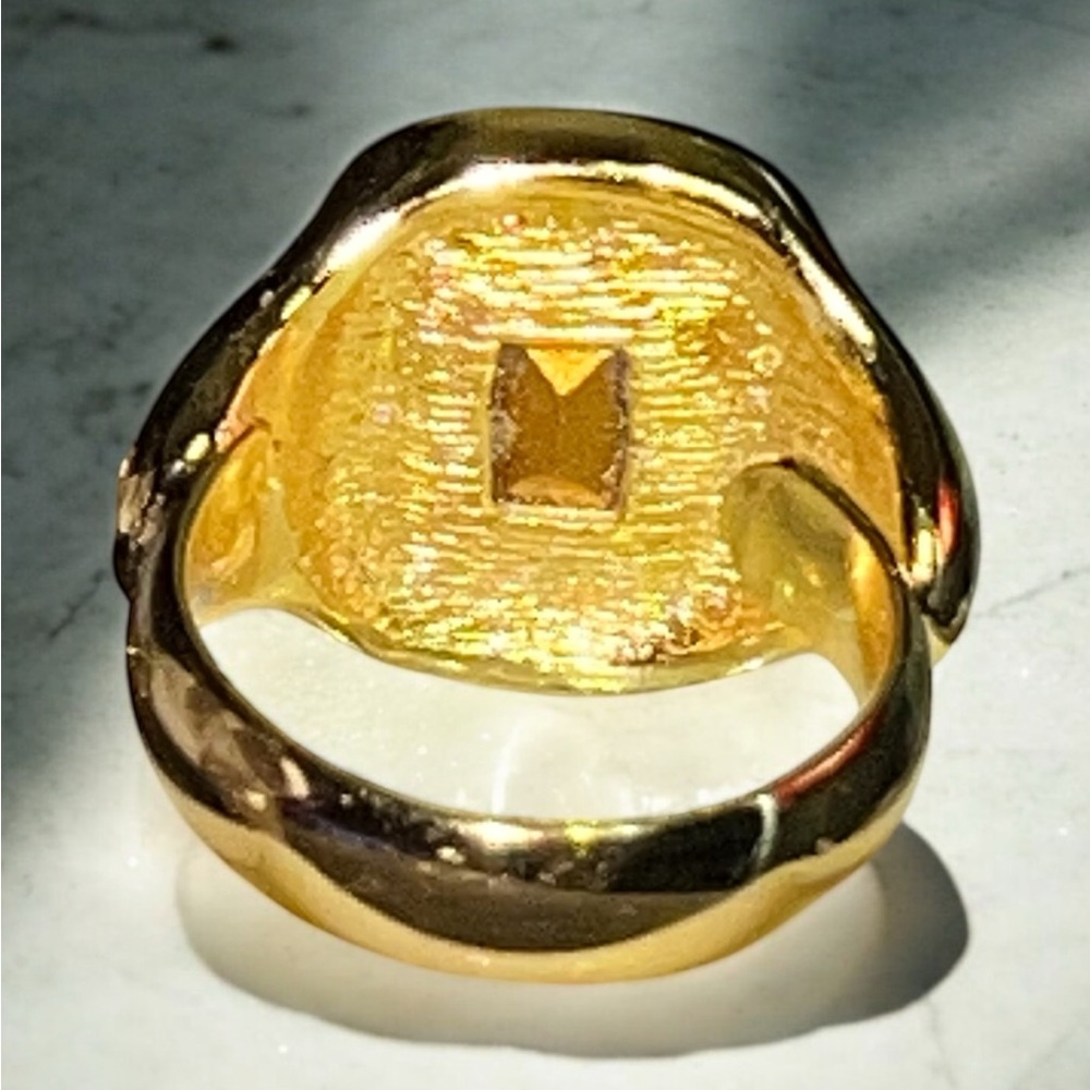 Vintage Christian Dior Gold Tone and Blue Gemstone Halo Ring size 6 - Picture 4 of 16